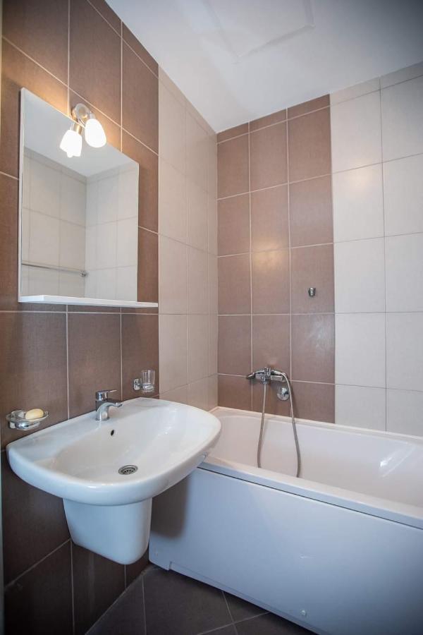 Naki Apartmani بودغوريتْسا المظهر الخارجي الصورة