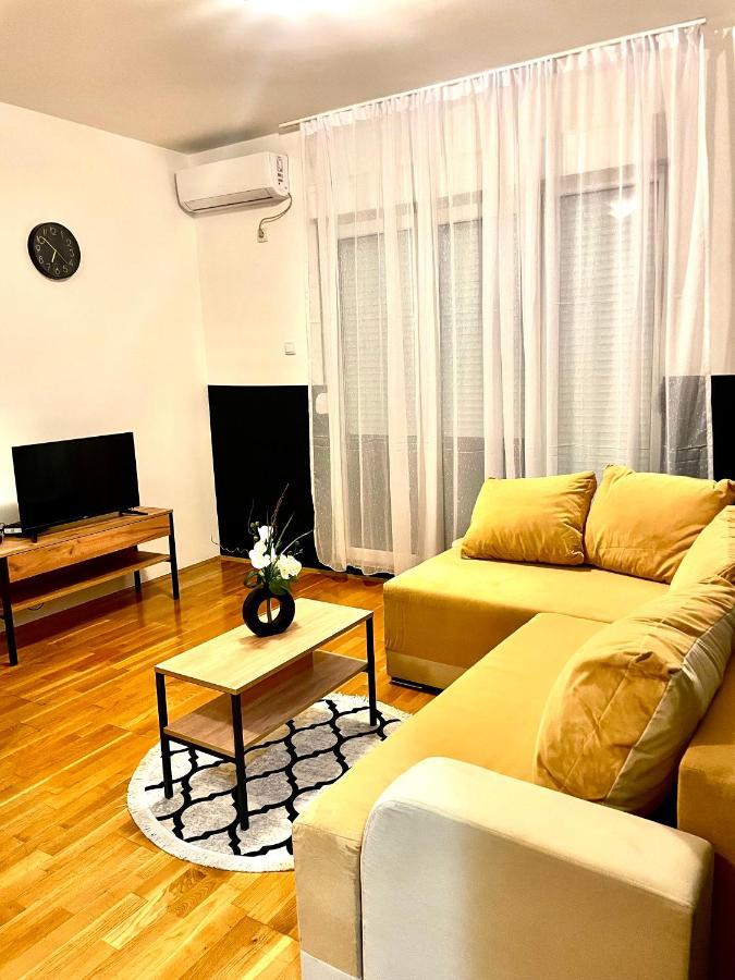 Naki Apartmani بودغوريتْسا المظهر الخارجي الصورة