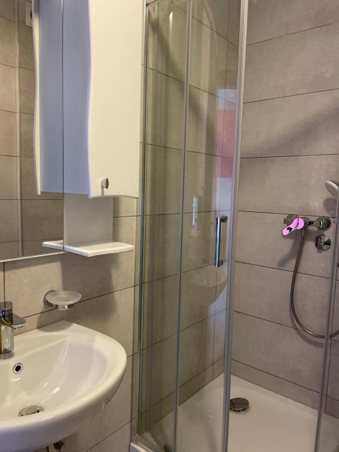 Naki Apartmani بودغوريتْسا المظهر الخارجي الصورة