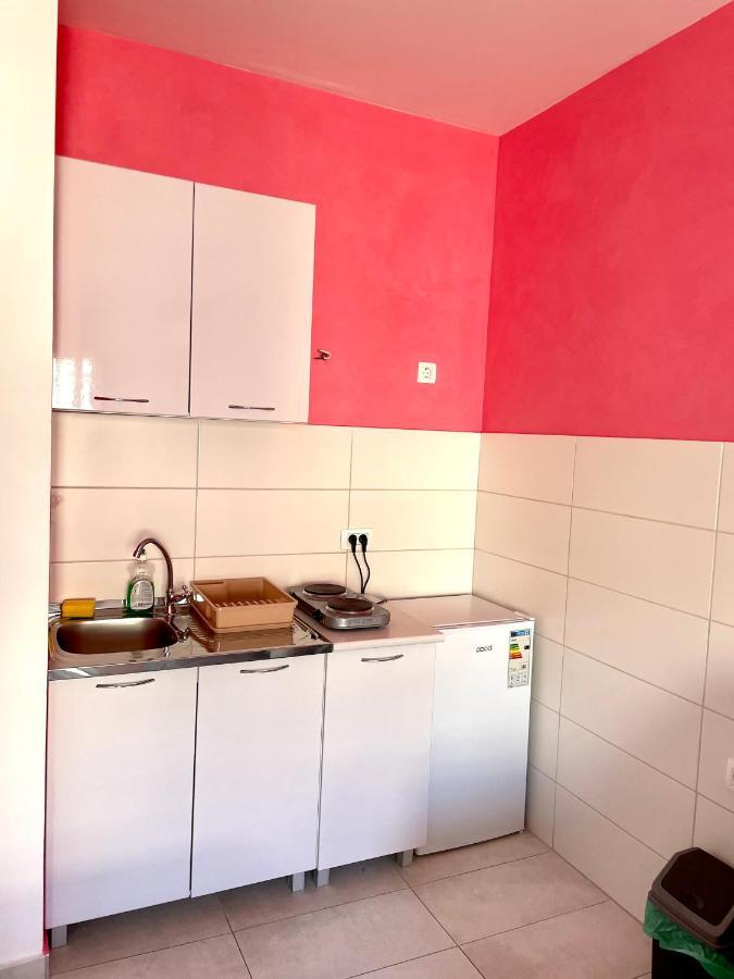 Naki Apartmani بودغوريتْسا المظهر الخارجي الصورة